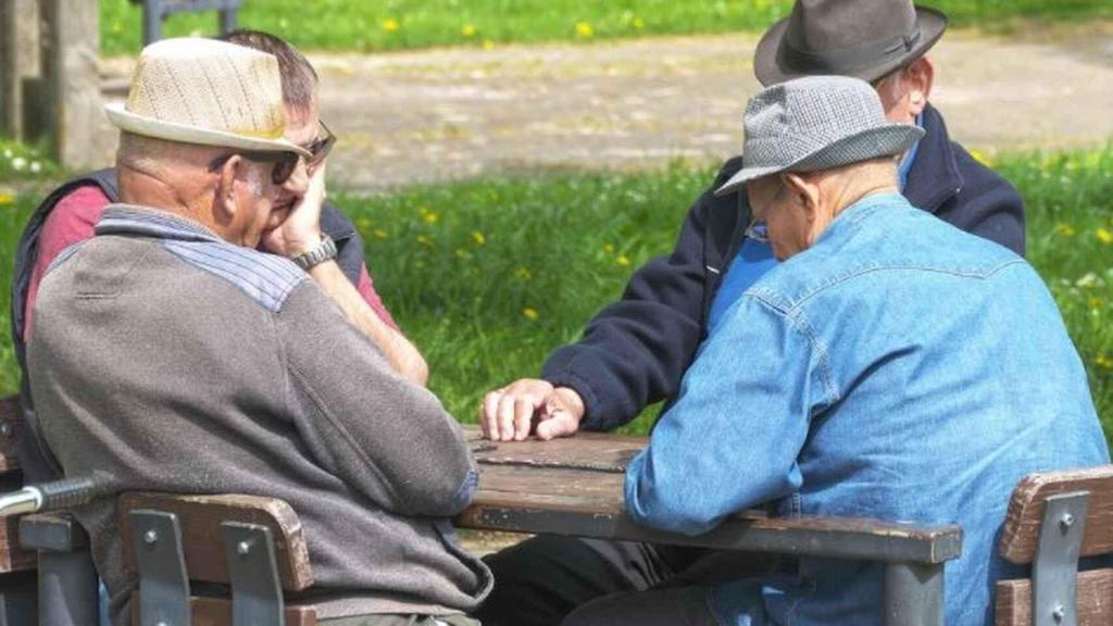 La Comunidad Valenciana, una de las seis regiones donde la pensión media sigue por debajo de los 1.000€.