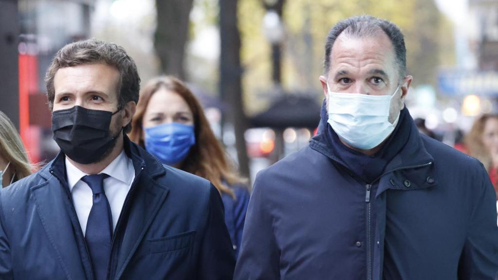 Casado y Carlos Iturgaiz.