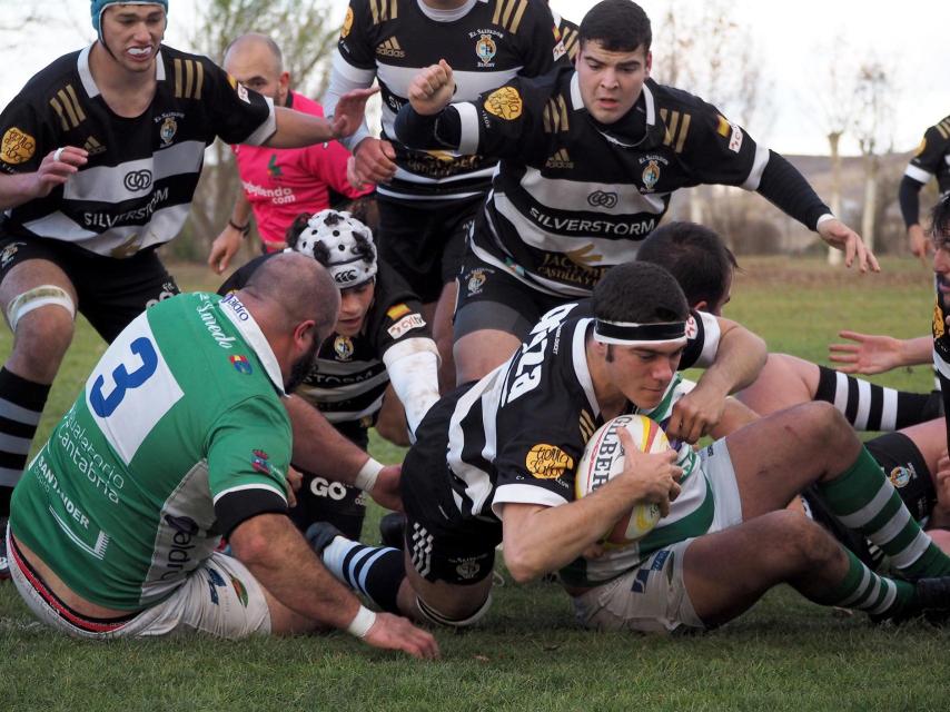 Imagen del encuentro entre El Salvador Emerging y el Mazabi Santander Independiente