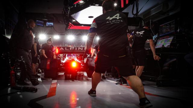 Box del equipo Alpine en el Gran Premio de Catar