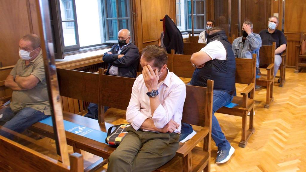 Vista de la Audiencia de Pontevedra a los acusados del Titán III en una foto de archivo.