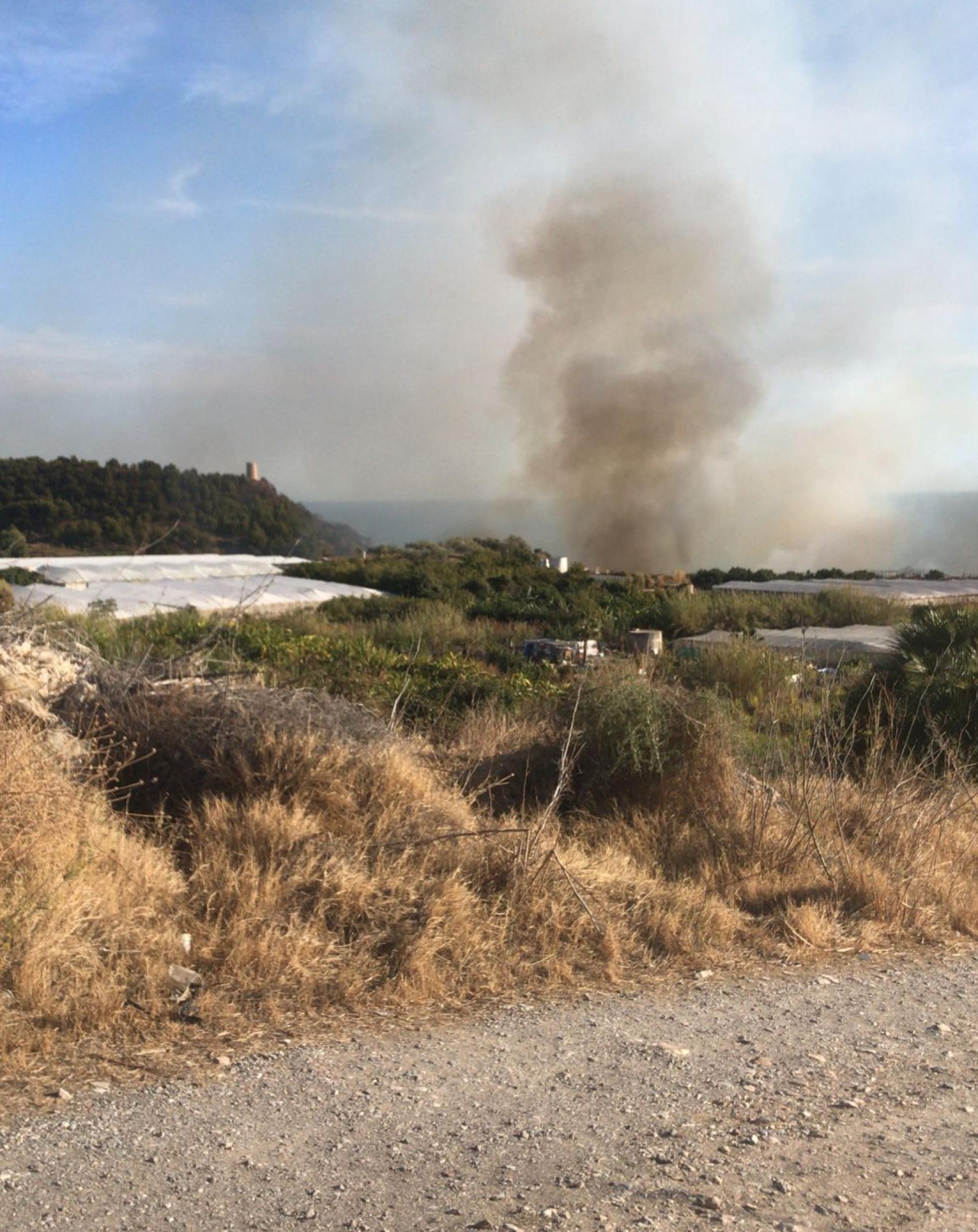 Una imagen del incendio en Maro.