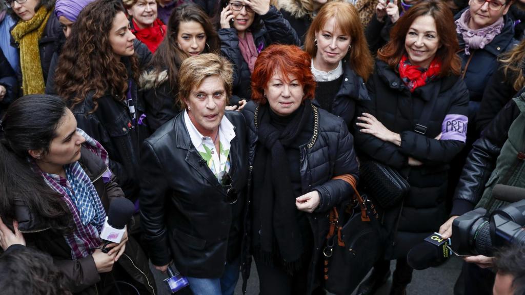 Chelo García Cortés junto a Rosa Villacastín y Ana Rosa Quintana.
