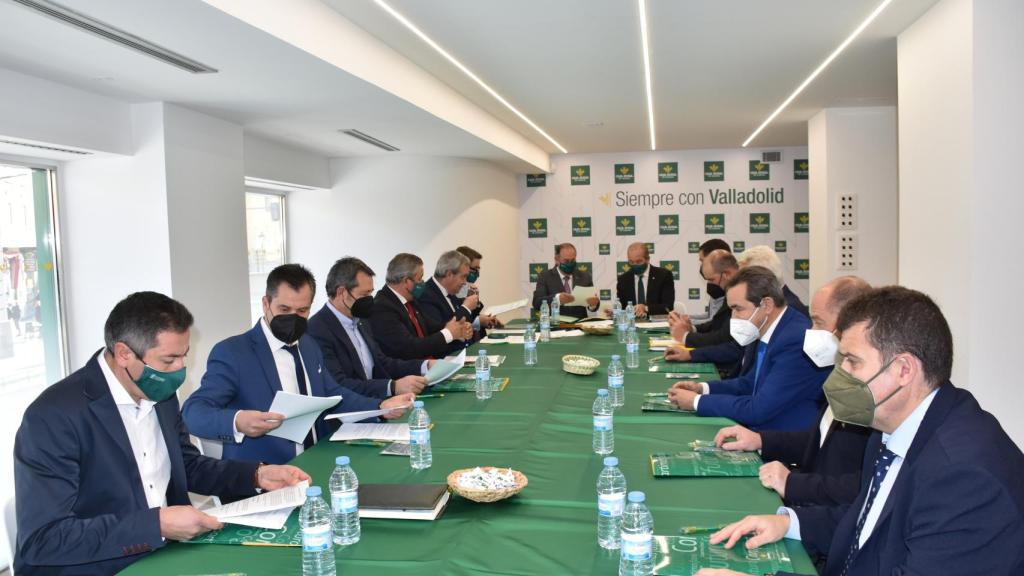 Consejo rector de Caja Rural de Zamora  celebrado en la oficina de Plaza de España