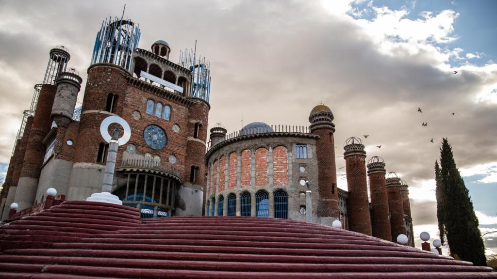 Catedral de Mejorada del Campo: Justo Gallego la construyó durante 60 años y ahora Ángel tomará su relevo