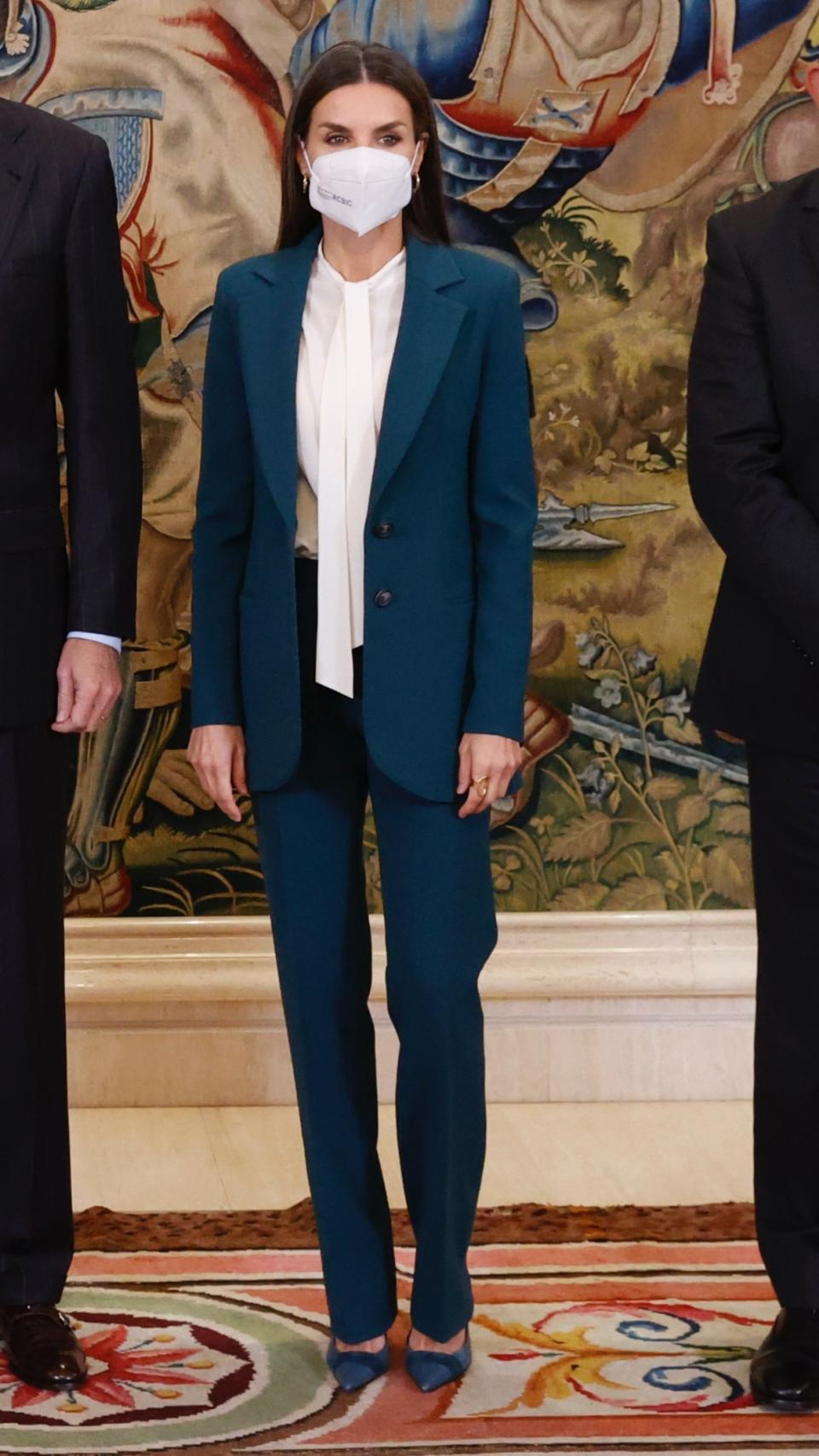 El 'outfit' de la Reina para su audiencia en Zarzuela de este martes 30 de noviembre.