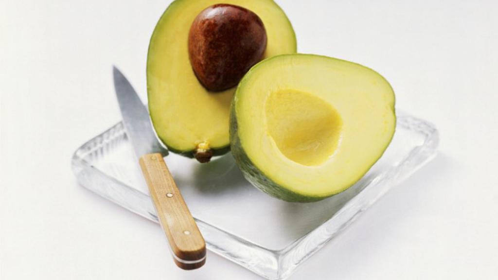El escaldado permite al aguacate conservar su color verde intenso.