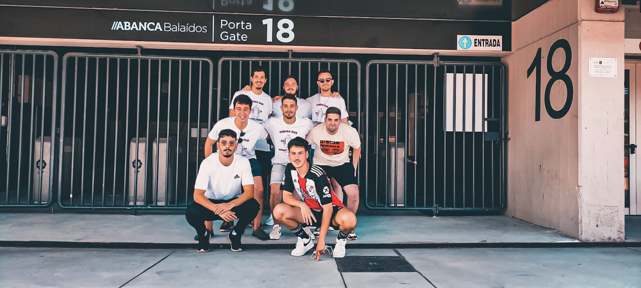 El equipo de TQHT en Balaídos