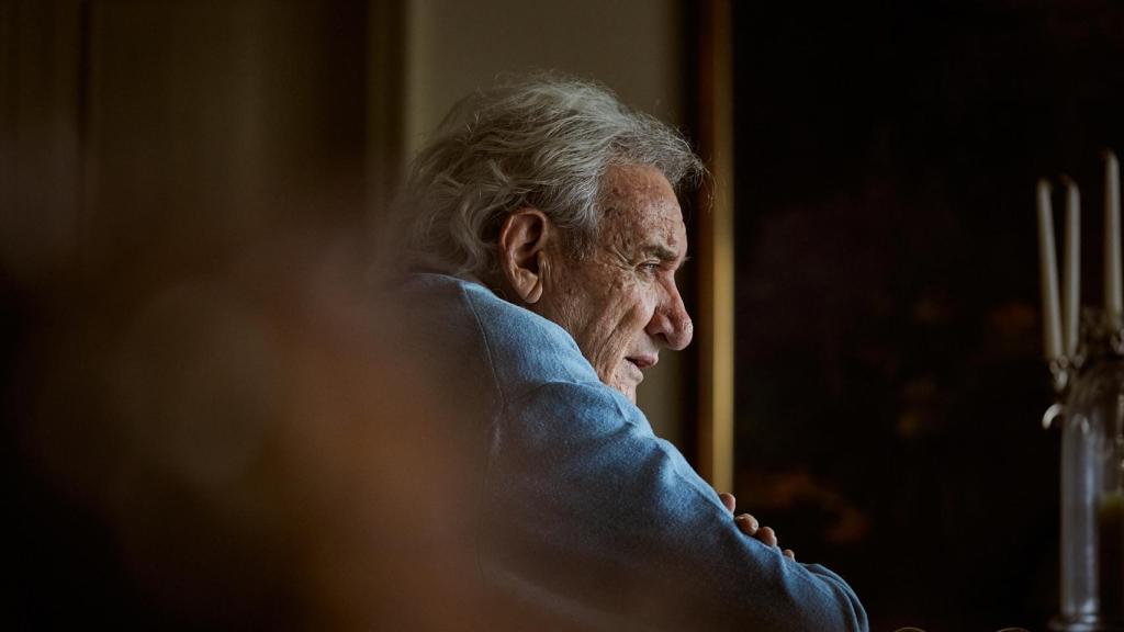 Luis Del Olmo y su mujer, Merche, pasan mucho tiempo con sus nietos.