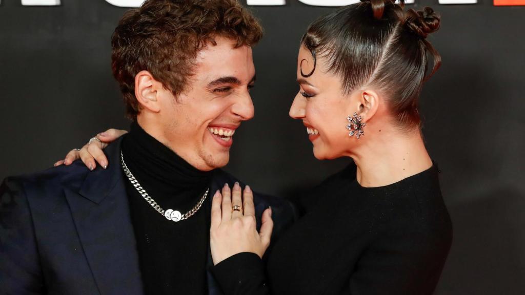 Úrsula Corberó y Miguel Herrán en la 'premiere' de los últimos capítulos de 'La casa de papel'.