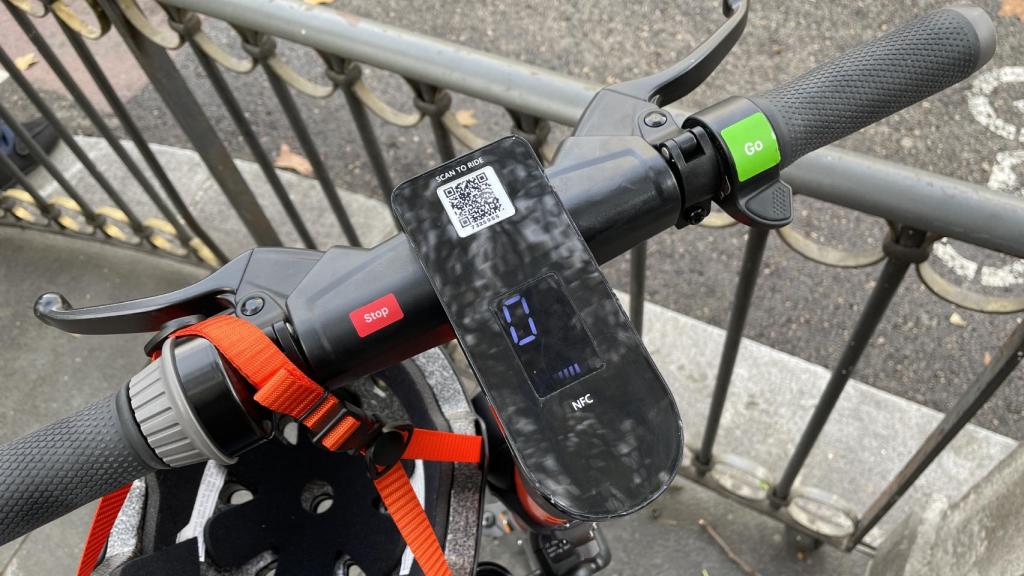 Así es la pantalla del patinete eléctrico de Spin.