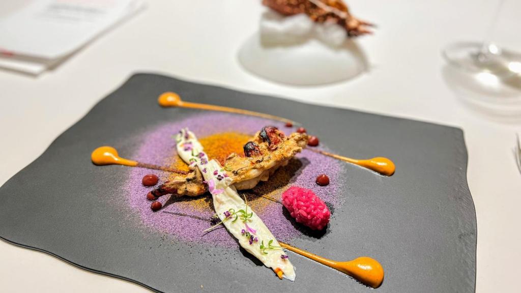 Bogavante gallego al estilo indio en DiverXO