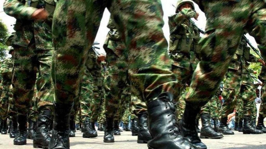 Imagen de un desfile militar.