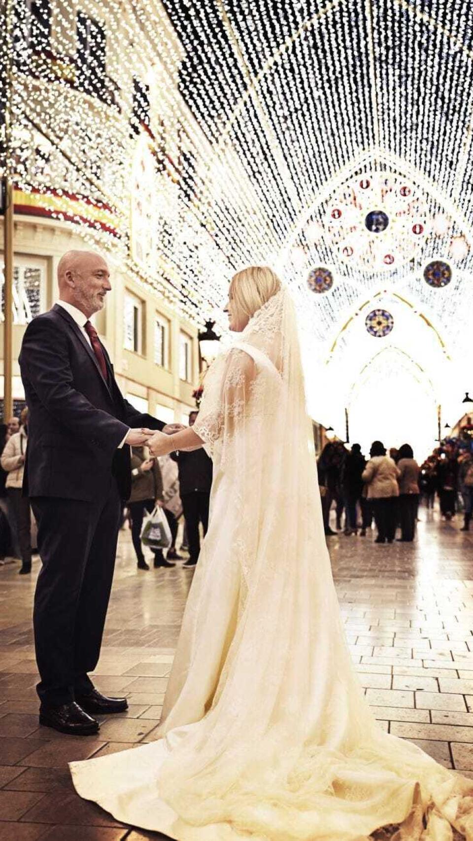 Una imagen de su postboda.