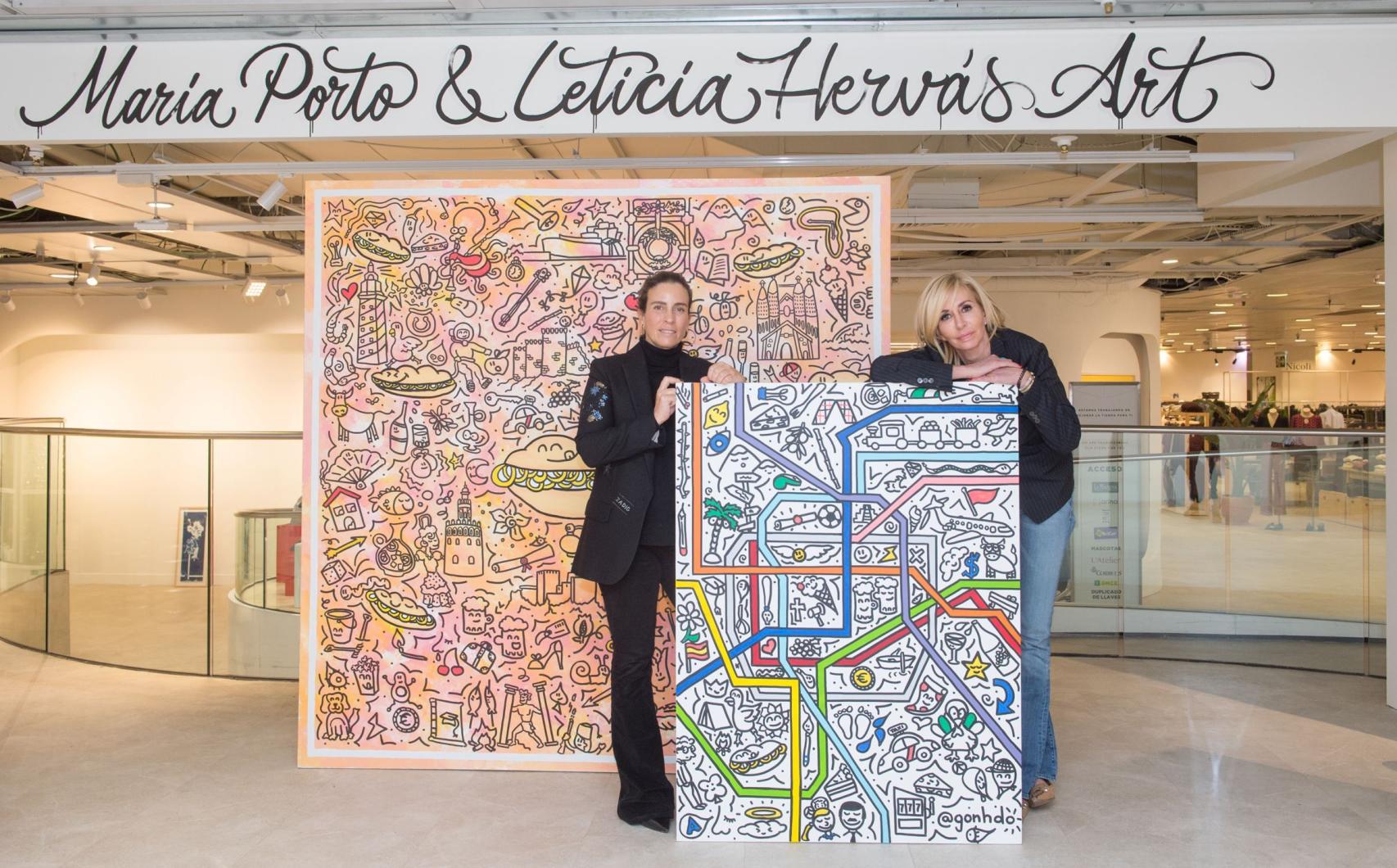 Leticia Hervás y María Porto, en su galería en El Corte Inglés de Castellana con dos obras de Gonhdo.