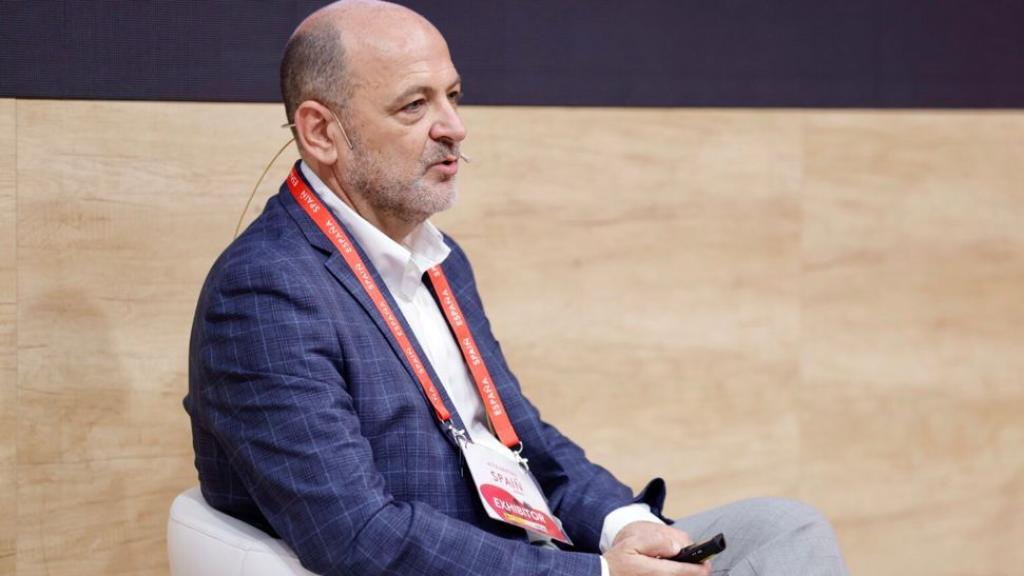 Manuel Santiago, CEO de Hello Auto, está convencido de que la tecnología puede ofrecer mejores servicios de seguro de coches a los clientes.