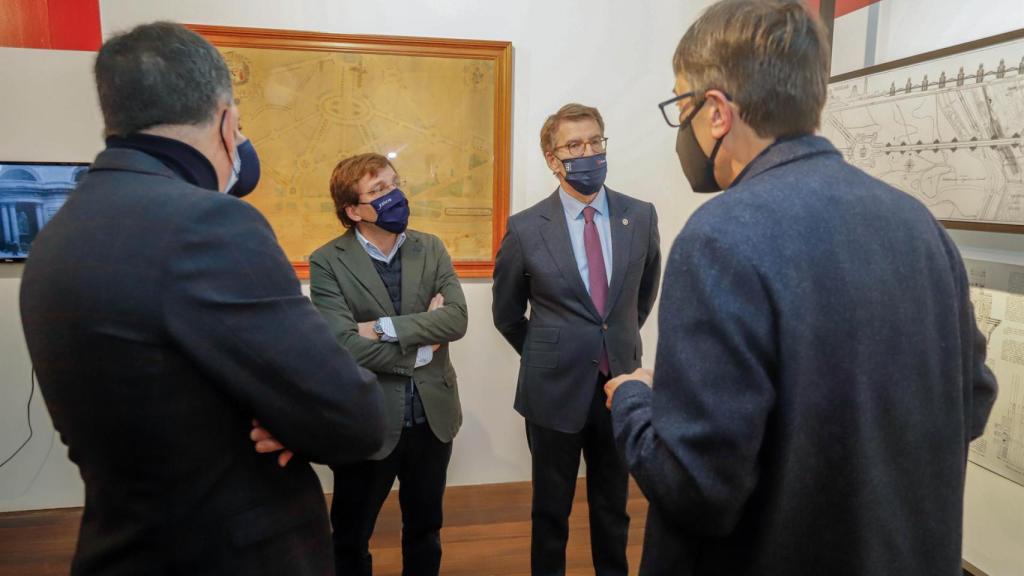 El alcalde de Madrid y portavoz nacional del PP, José Luis Martínez-Almeida, y el presidente de la Xunta de Galicia, Alberto Núñez Feijóo