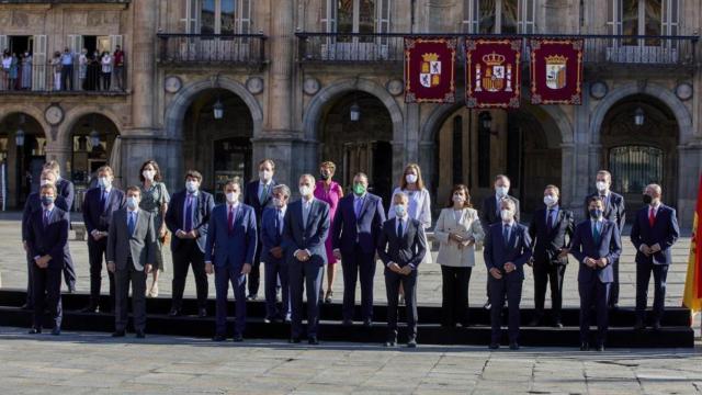 Imagen de archivo de los presidentes autonómicos con Pedro Sánchez.