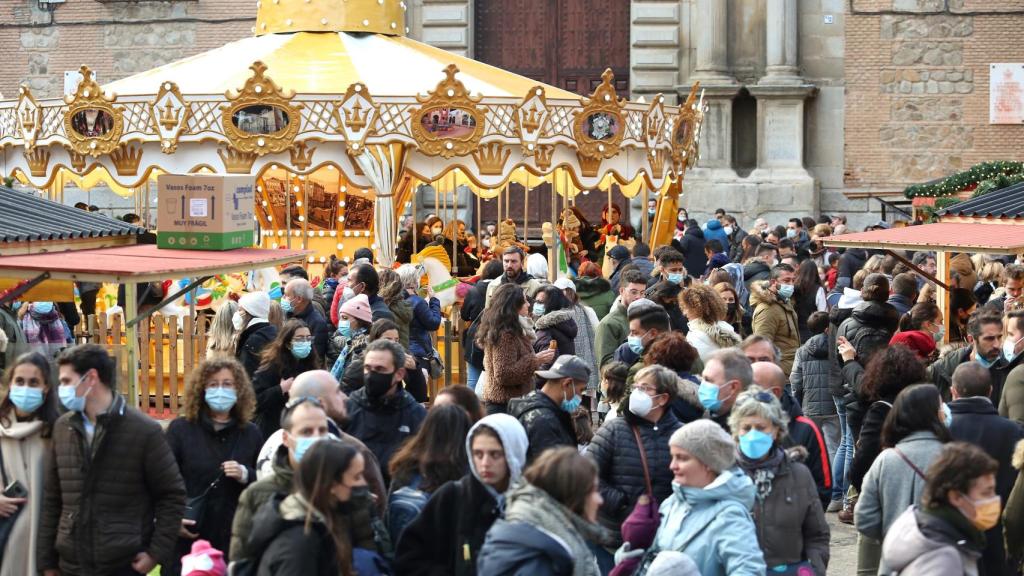 Toledo se ha llenado de turistas este puente. Foto: Óscar Huertas.