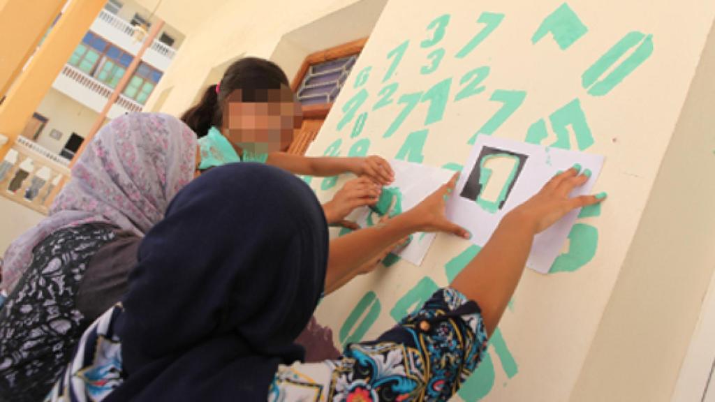 Menores de la ONG marroquí No Toques a mi hijo.