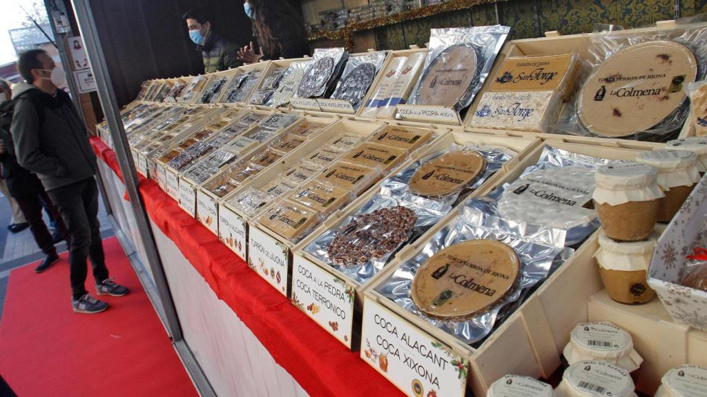 Uno de los expositores de la feria durante su inauguración, el pasado viernes.