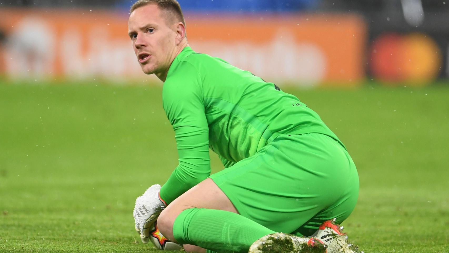 Marc-André Ter Stegen se lamenta por uno de los goles encajados ante el partido de la Champiosn League.
