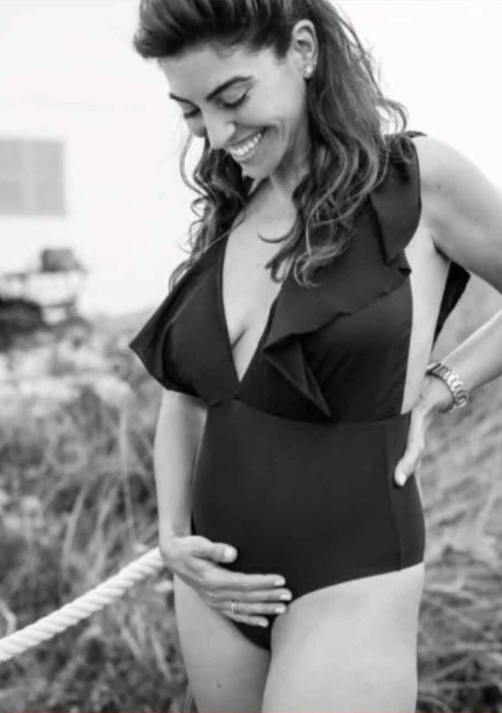 Captura de pantalla del Instagram de Amor Romeira con Melania Querol embarazada.