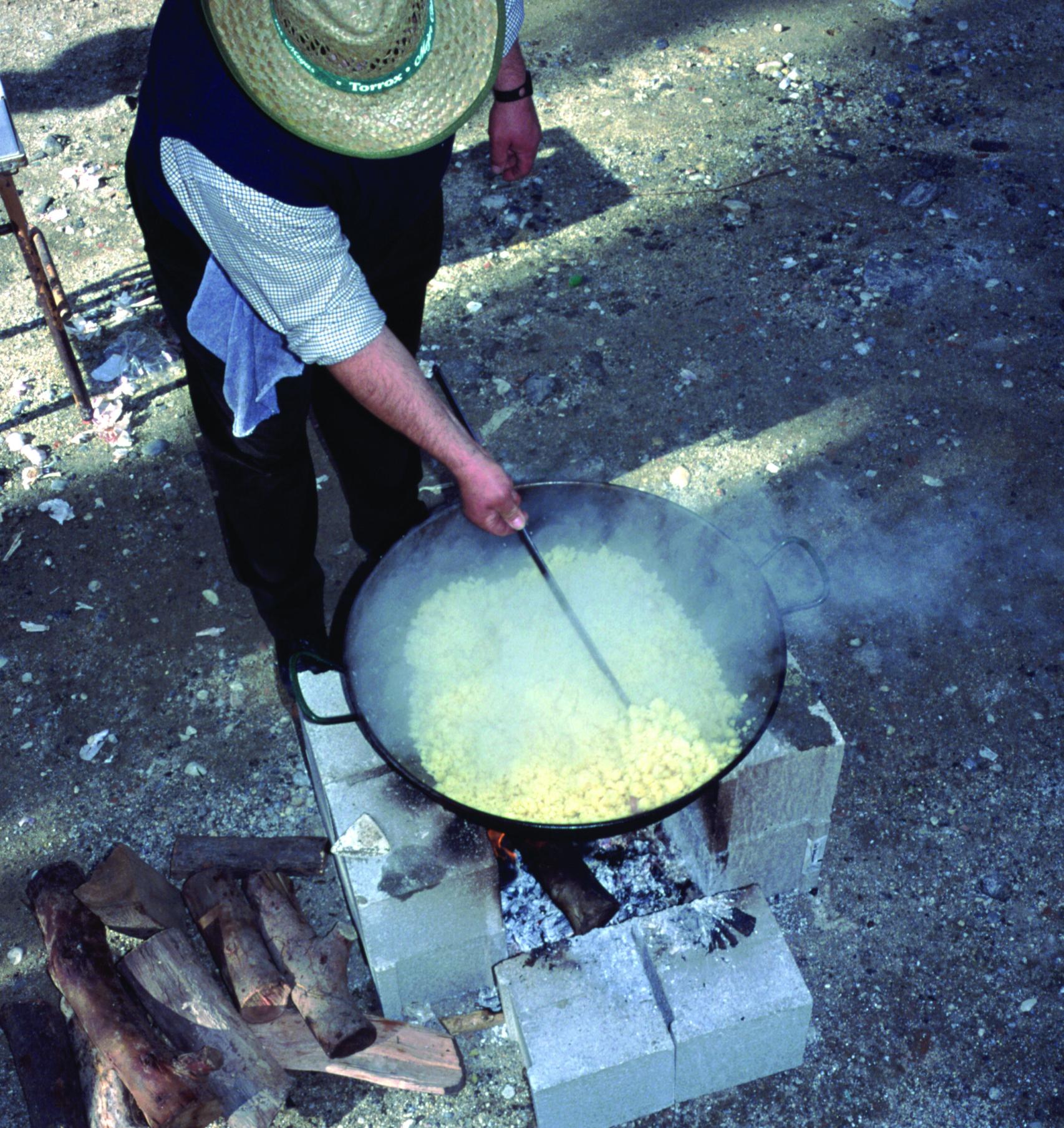 La gastronomía tiene un gran peso en estos festejos.