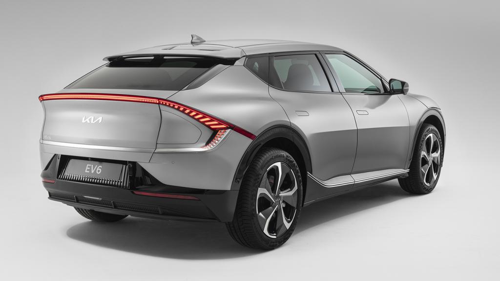 La trasera del Kia EV6 es una de una de las claves de este modelo llamativo.