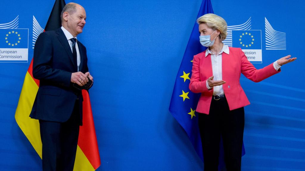 Olaf Scholz durante su reunión este viernes con Ursula von der Leyen