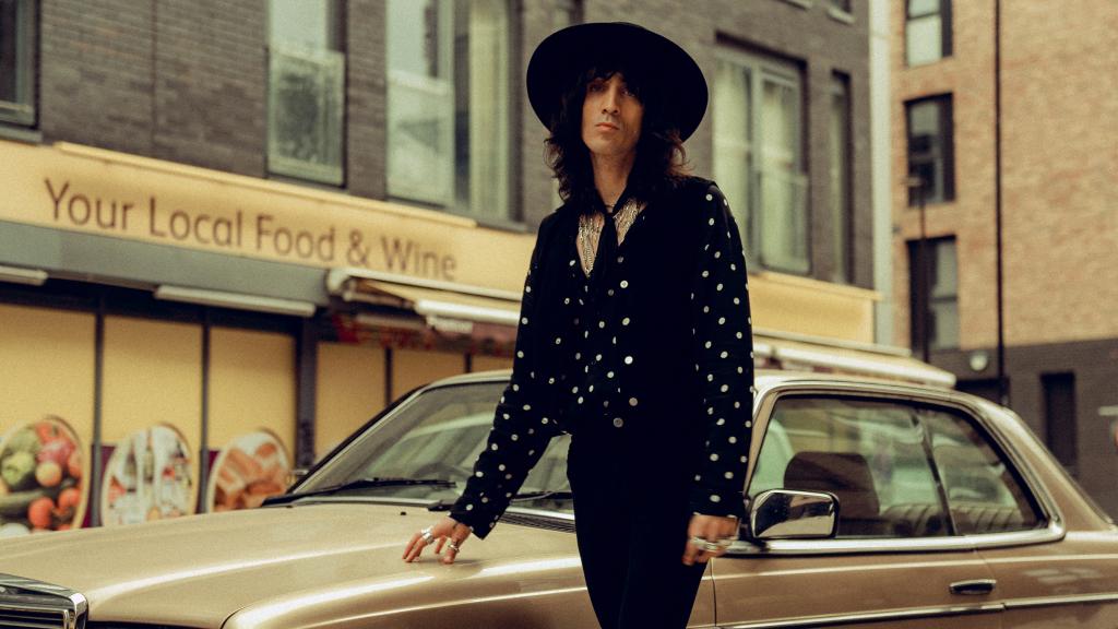 El modelo internacional Juan Alfonso Milán en una sesión de fotos en Londres.