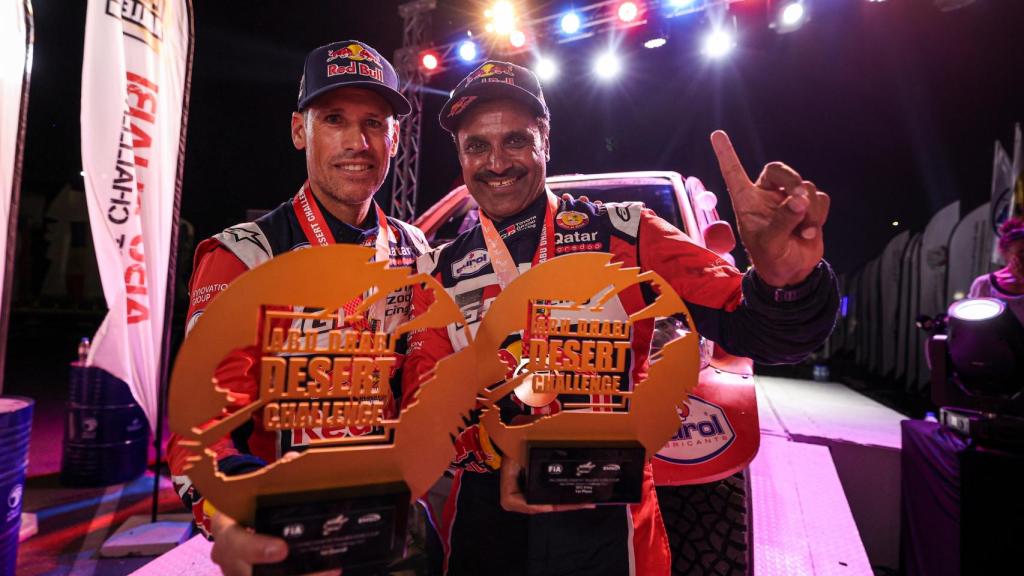 Nasser Al-Attiyah junto a su copiloto Mathieu Baumel