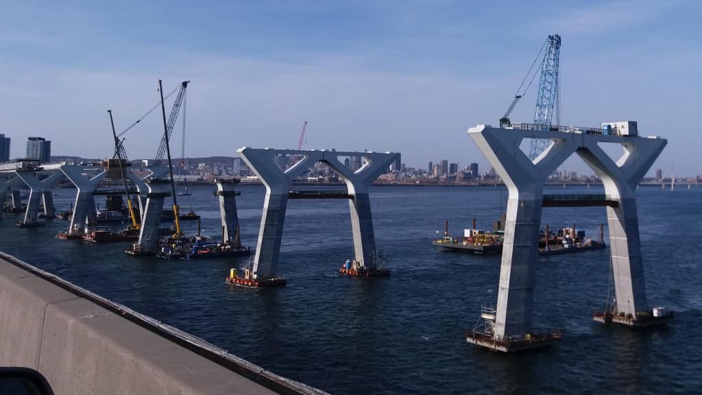 Puente Champlain sobre el río Saint Lawrence, Montreal (Canadá).