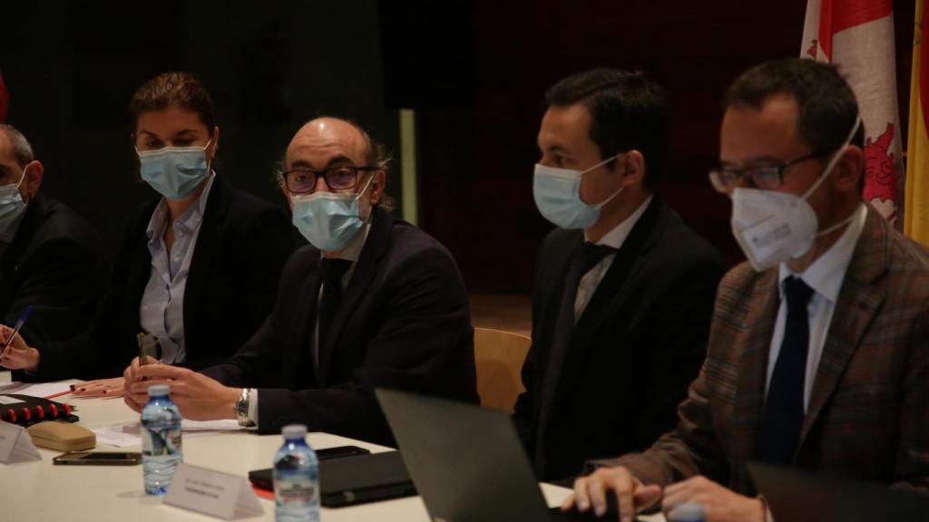 Javier Ortega y el equipo directivo de su departamento celebran Consejo de Dirección Abierto a representantes de la sociedad civil de Zamora y a los medios de comunicación / JL Leal ICAL.