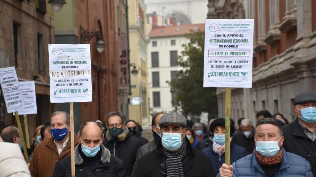 Concentración por el soterramiento ferroviario en Valladolid