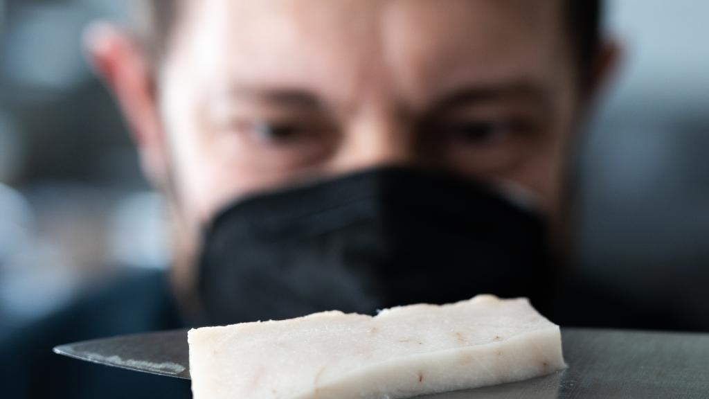 José Manuel López dirige las cocinas de Peix i Brases, la nueva estrella Michelin de Dénia.