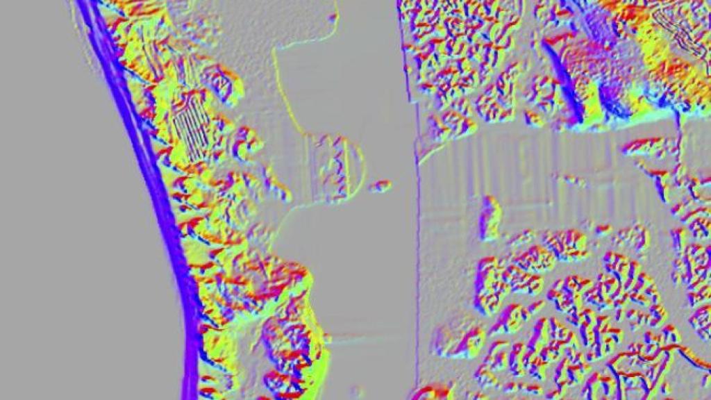 Principales estructuras y transformaciones del terreno detectadas en el área de la actual desembocadura del caño de Sancti Petri a partir del análisis de las imágenes PNOALIDAR.