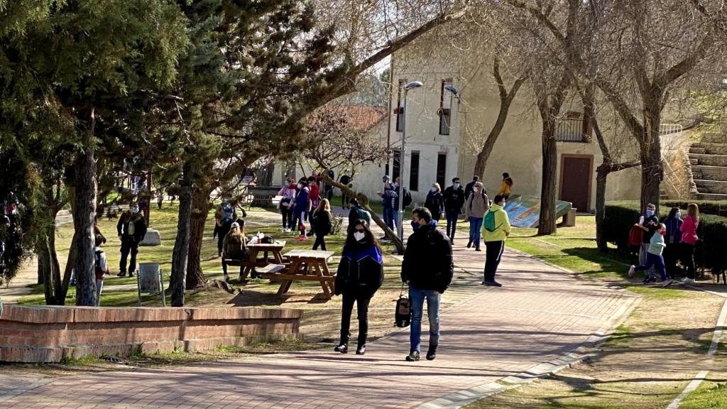 Turistas en el Parque de La Muela
