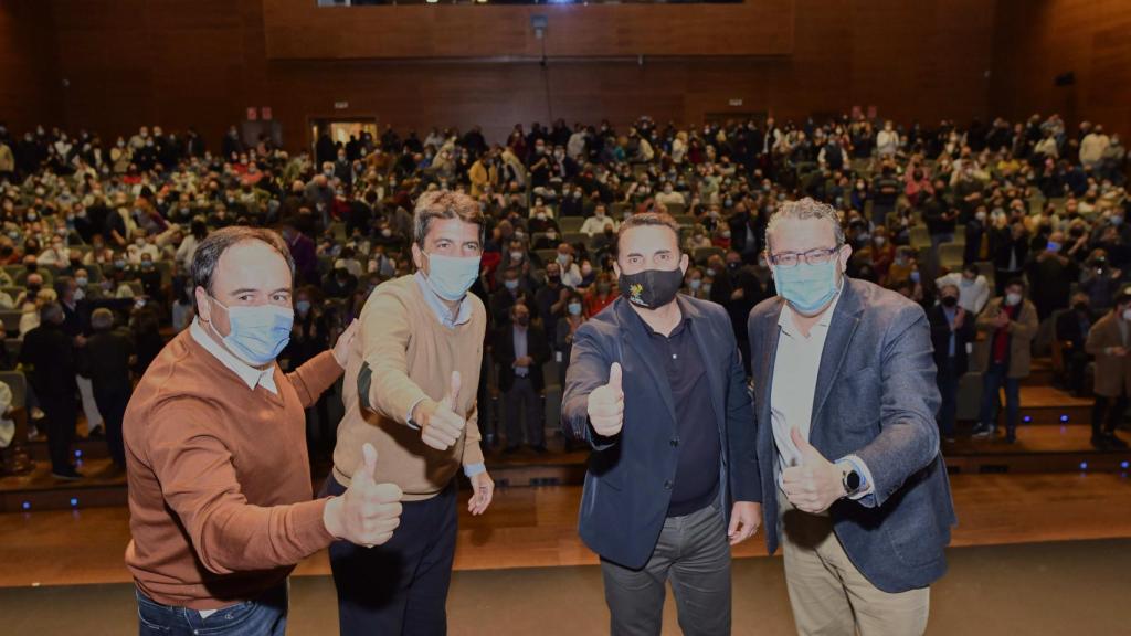 Pedro Lloret, Carlos Mazón, Bernabé Cano y Toni Perez, miembros del Partido Popular en La Nucía.