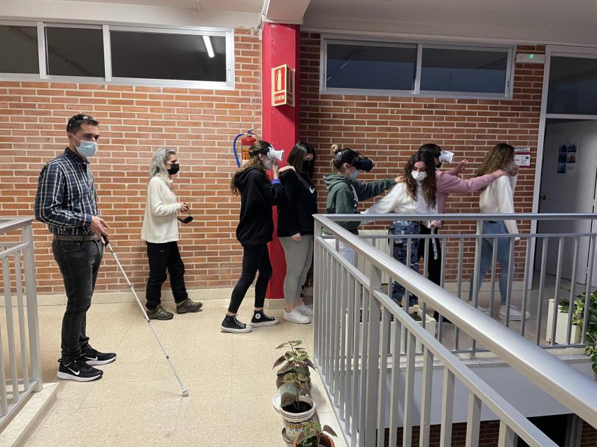 Taller de baja visión en la Casa de la Beneficencia