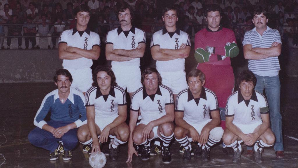 La plantilla del equipo del Zara, durante el torneo del mismo nombre.