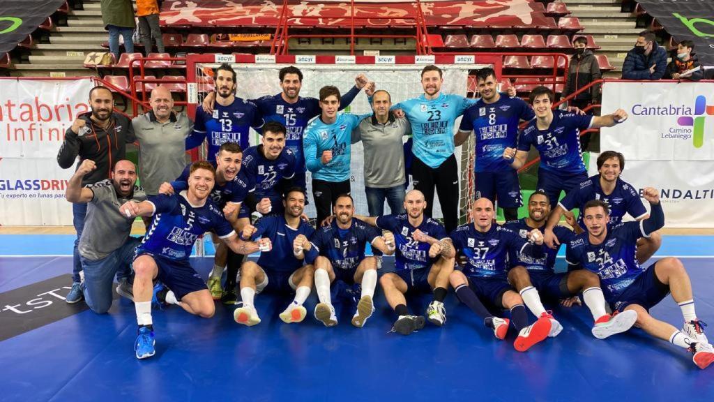 El Benidorm tras la última victoria este pasado sábado.