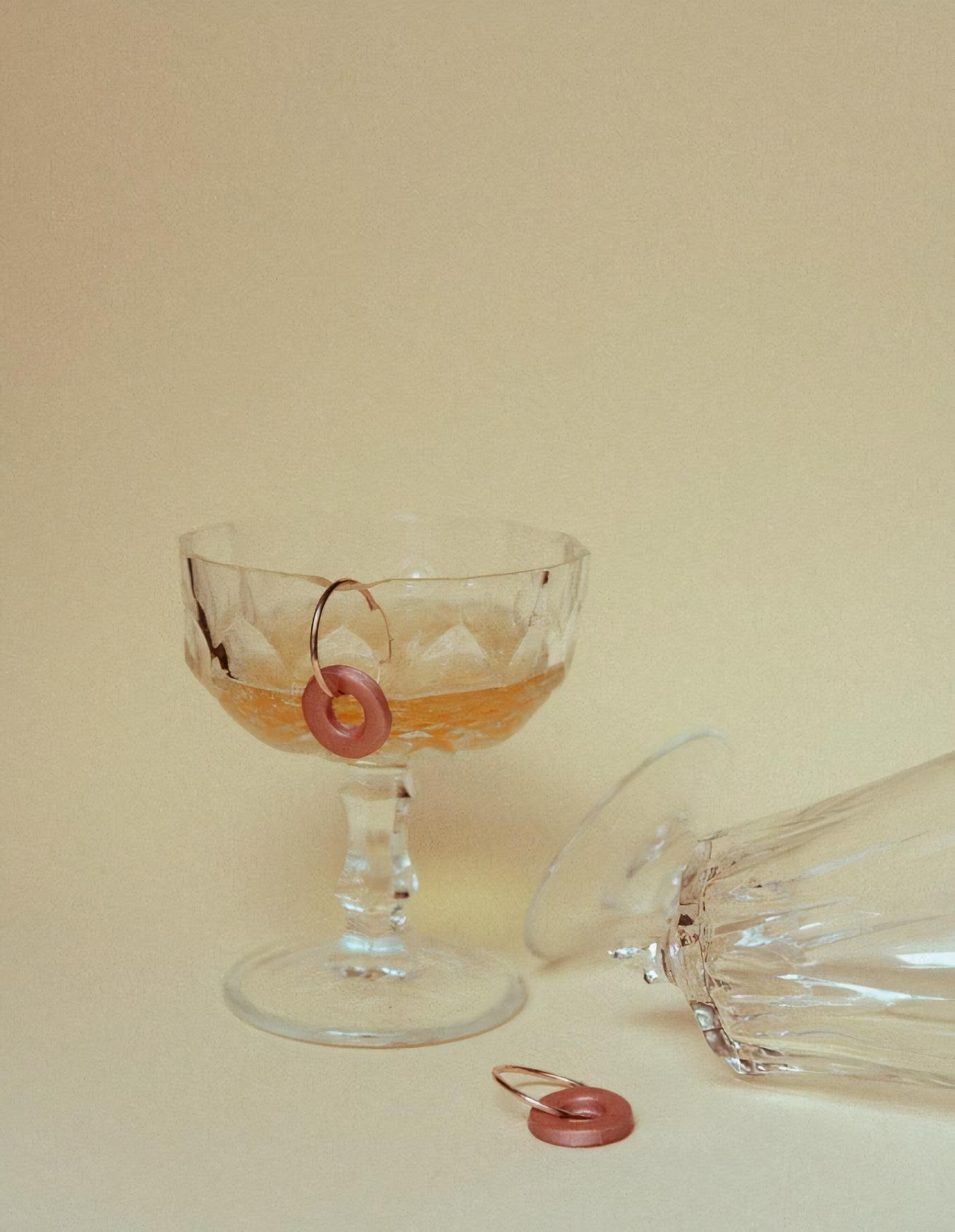 Pendientes diseñados por Bárbara para su firma de joyas La Basita(Imagen cedida)