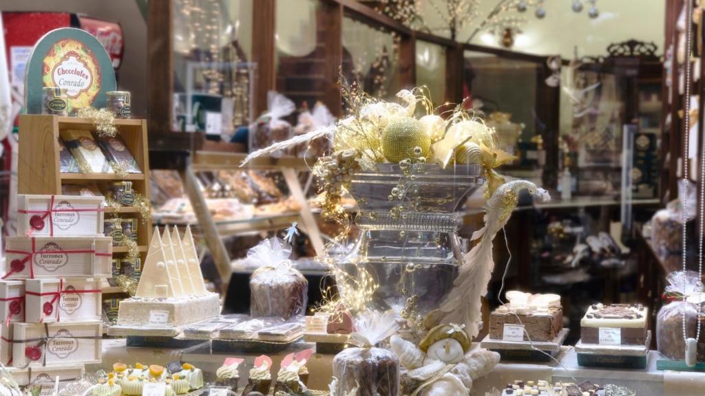 Interior de la Confitería Conrado