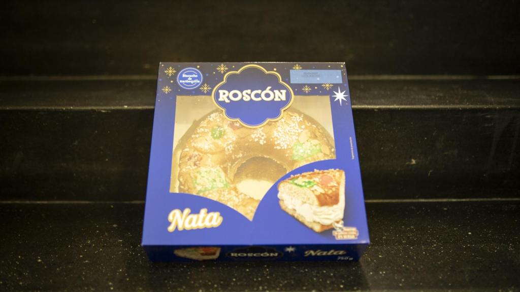 El roscón de Reyes relleno de nata de Lidl.