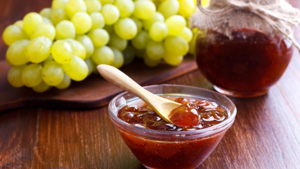 Mermelada con uvas.