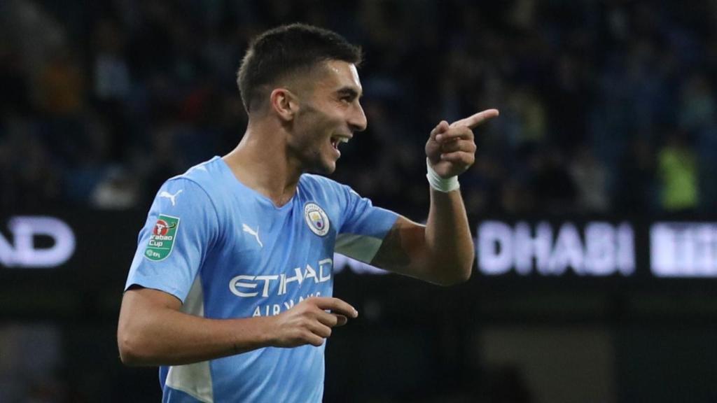 Ferran Torres celebra un gol con el Manchester City