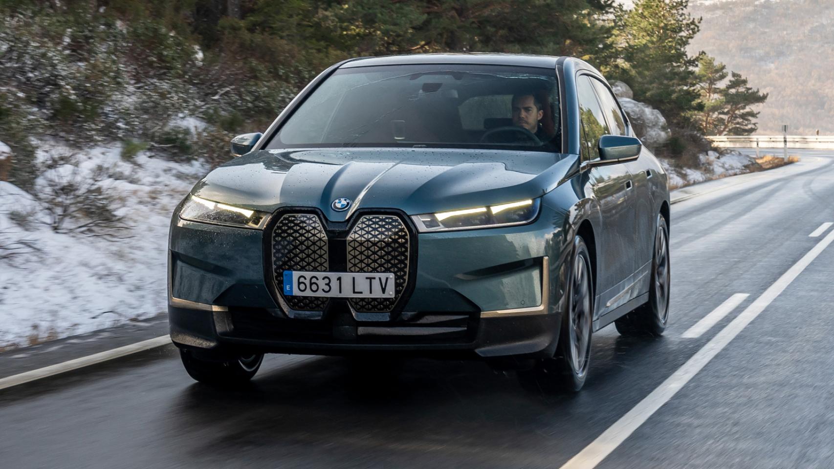 BMW iX: 20 razones por las que este coche es el SUV eléctrico nos ha dejado con la boca abierta