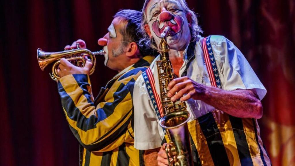 Actuación musical en el Teatro Juan Bravo