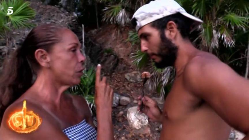 Omar Montes junto a Isabel Pantoja en 'Supervivientes 2019'.